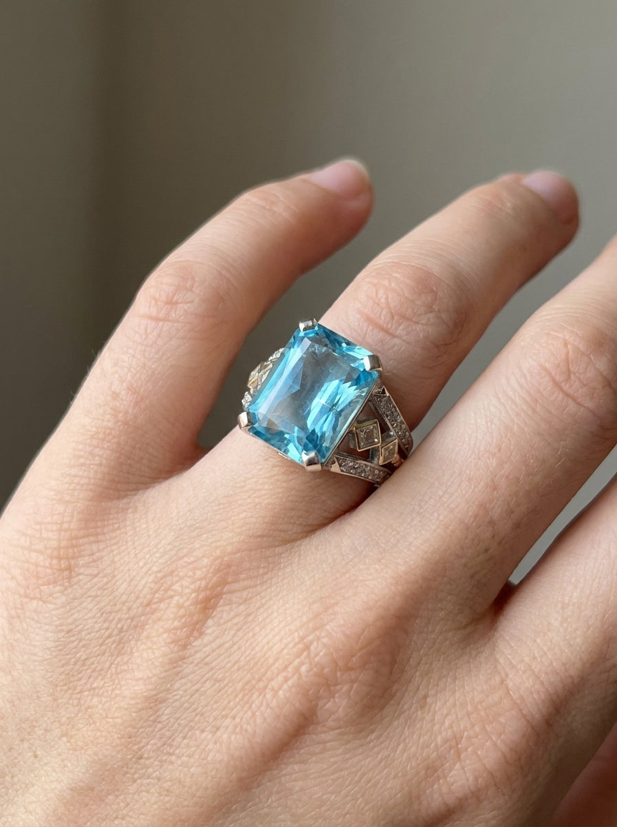 Aquamarine Statement Ring .925